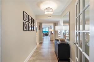 Step in to Azur Palm