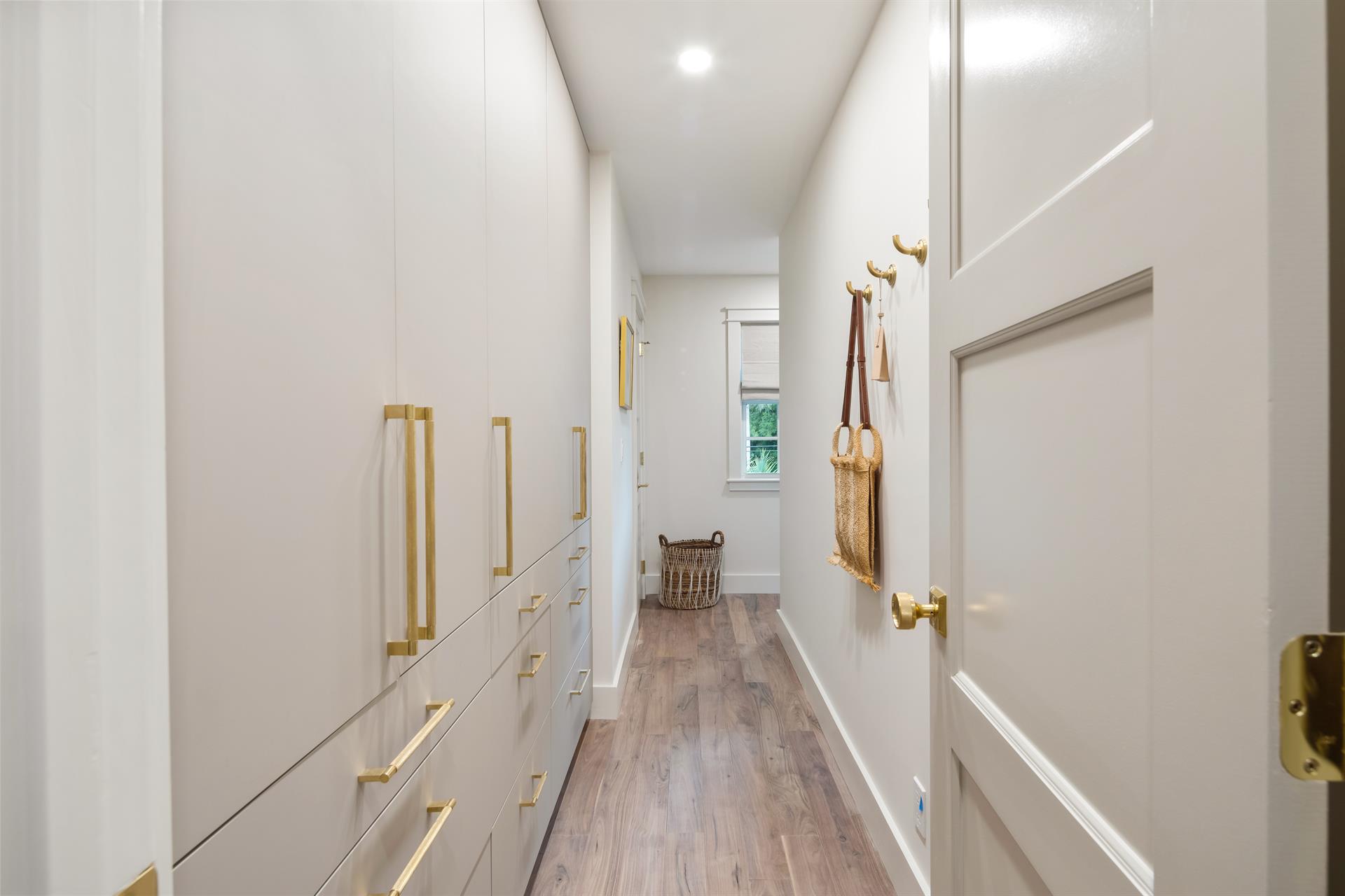 Look at this primary walkin closet