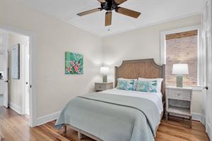 Queen bedroom with fabulous linens