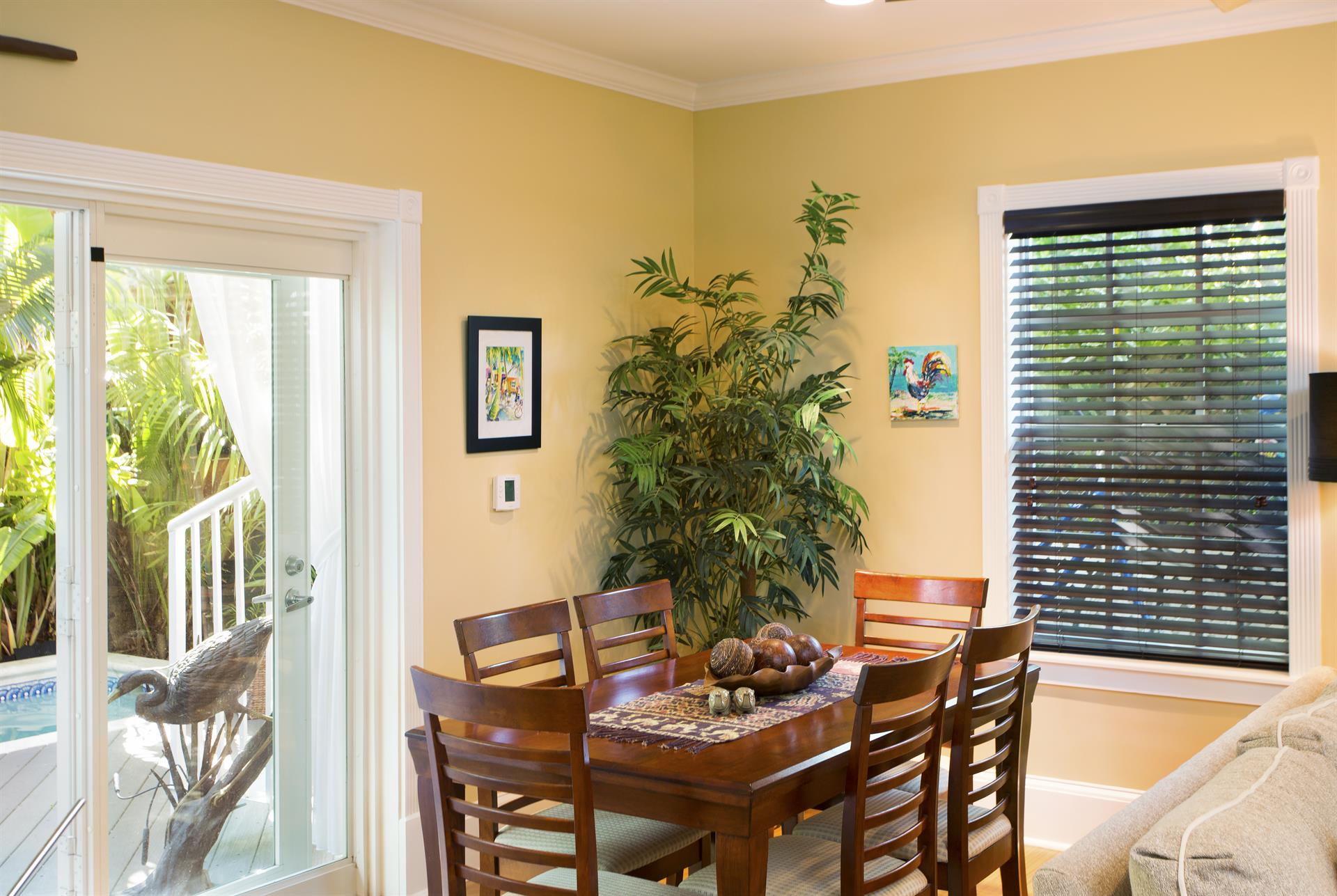 Indoor dining with seating for 6.