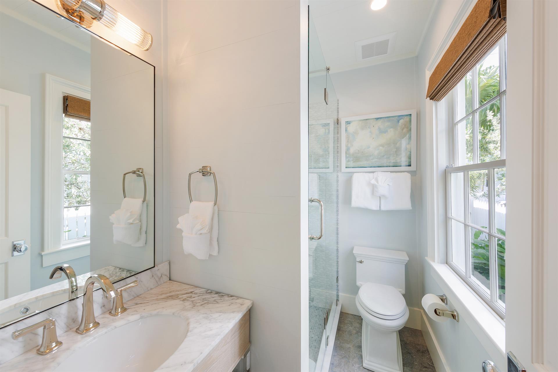 Upscale ensuite bath