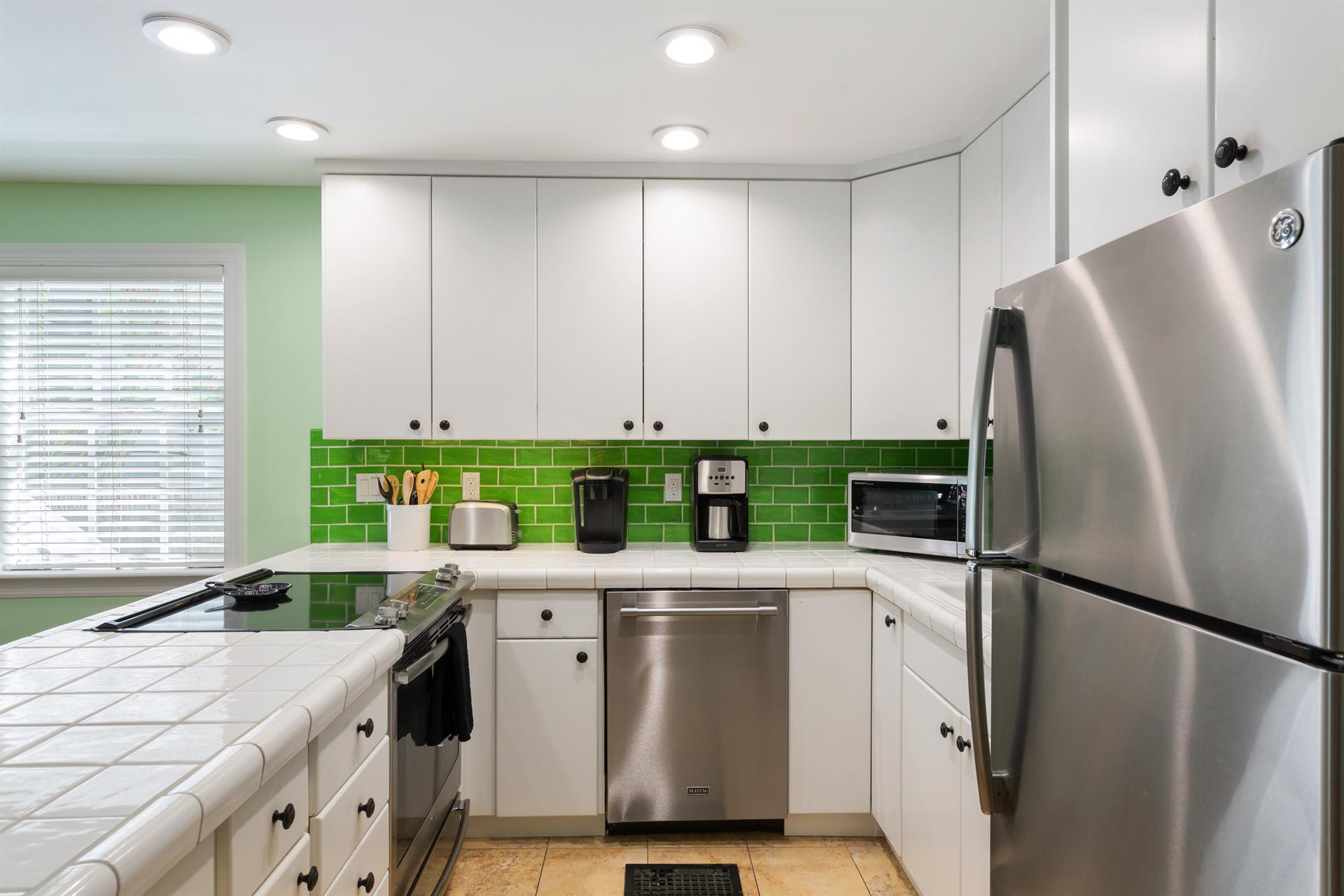 Full kitchen with everything you need