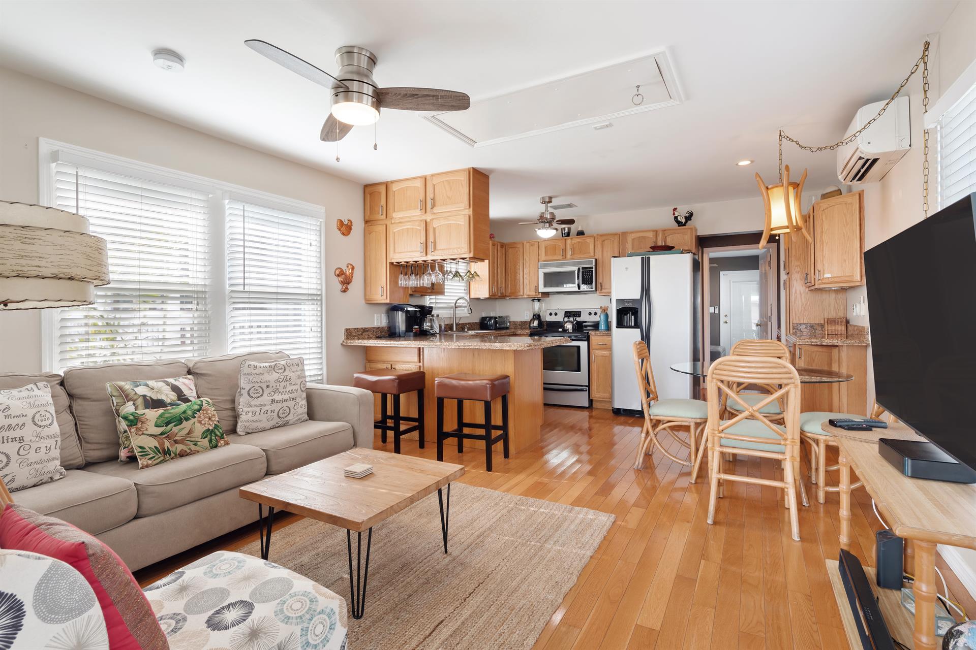 Great open living space for entertaining