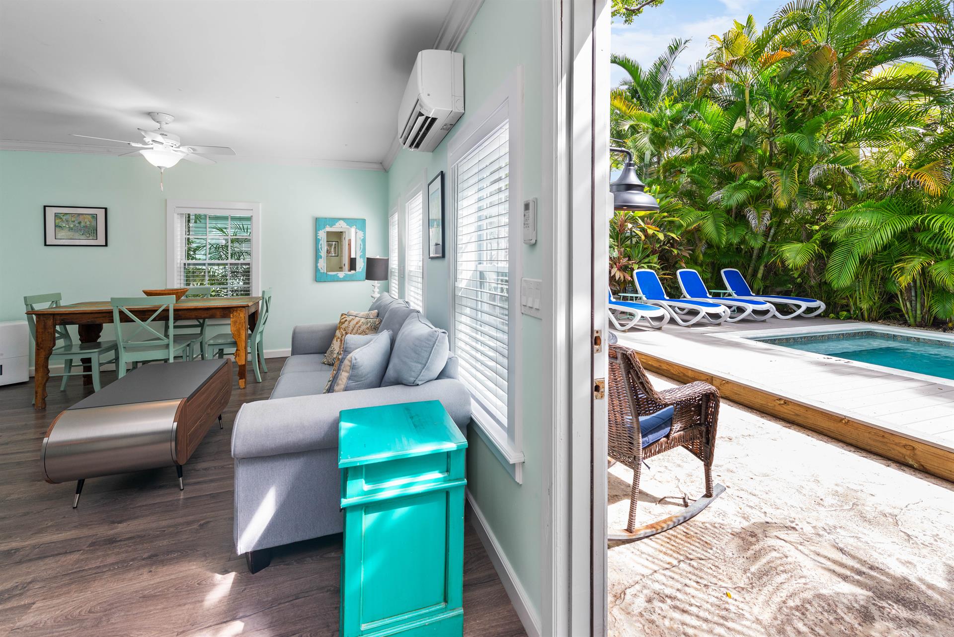 Easy access to the patio to dine al fresco