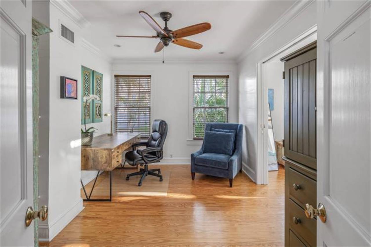 2945 Bahari House Office B