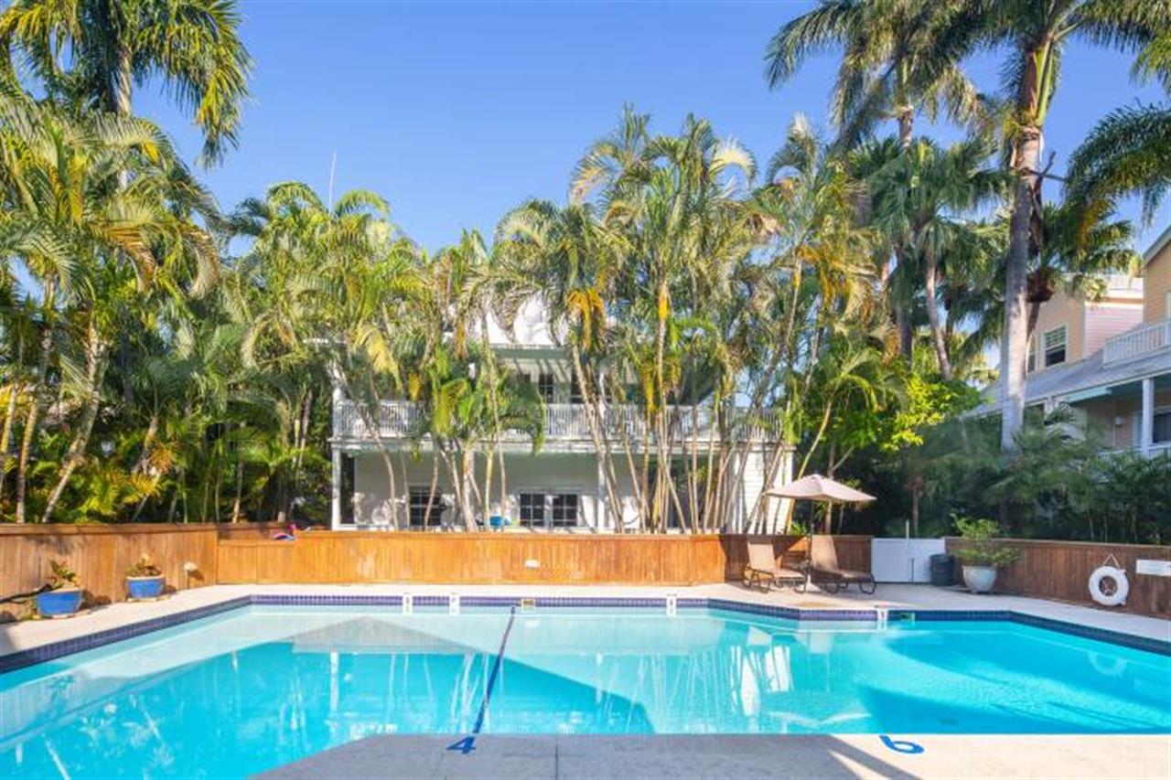 2964 Starfish Pool3 B