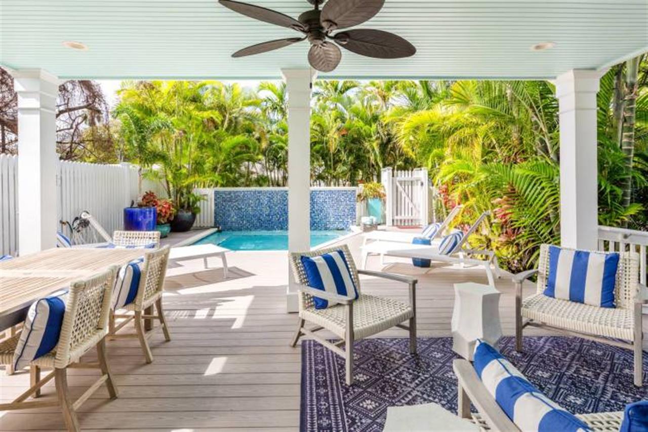 2973 Dreaming On Duval Lanai B