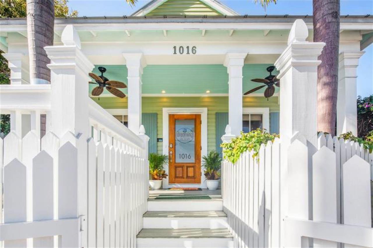 2977 Dreaming On Duval Front Door B