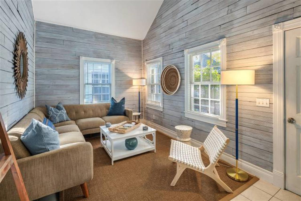 2991 Galveston Getaway Den B