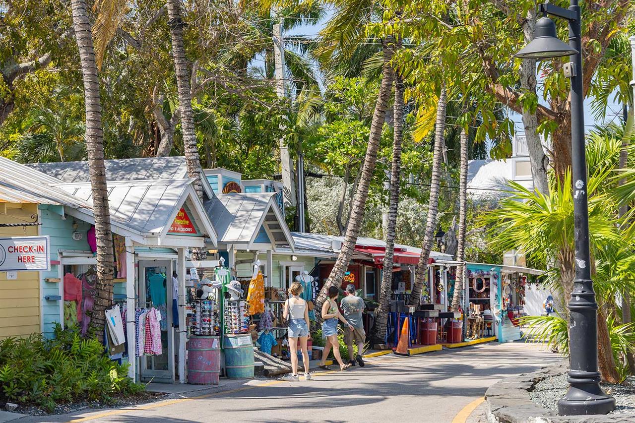 3163 Lazy Way Lane B