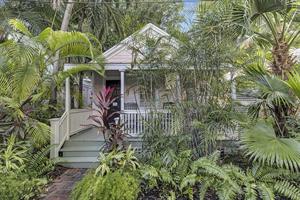 Welcome to Flamingo Cottage