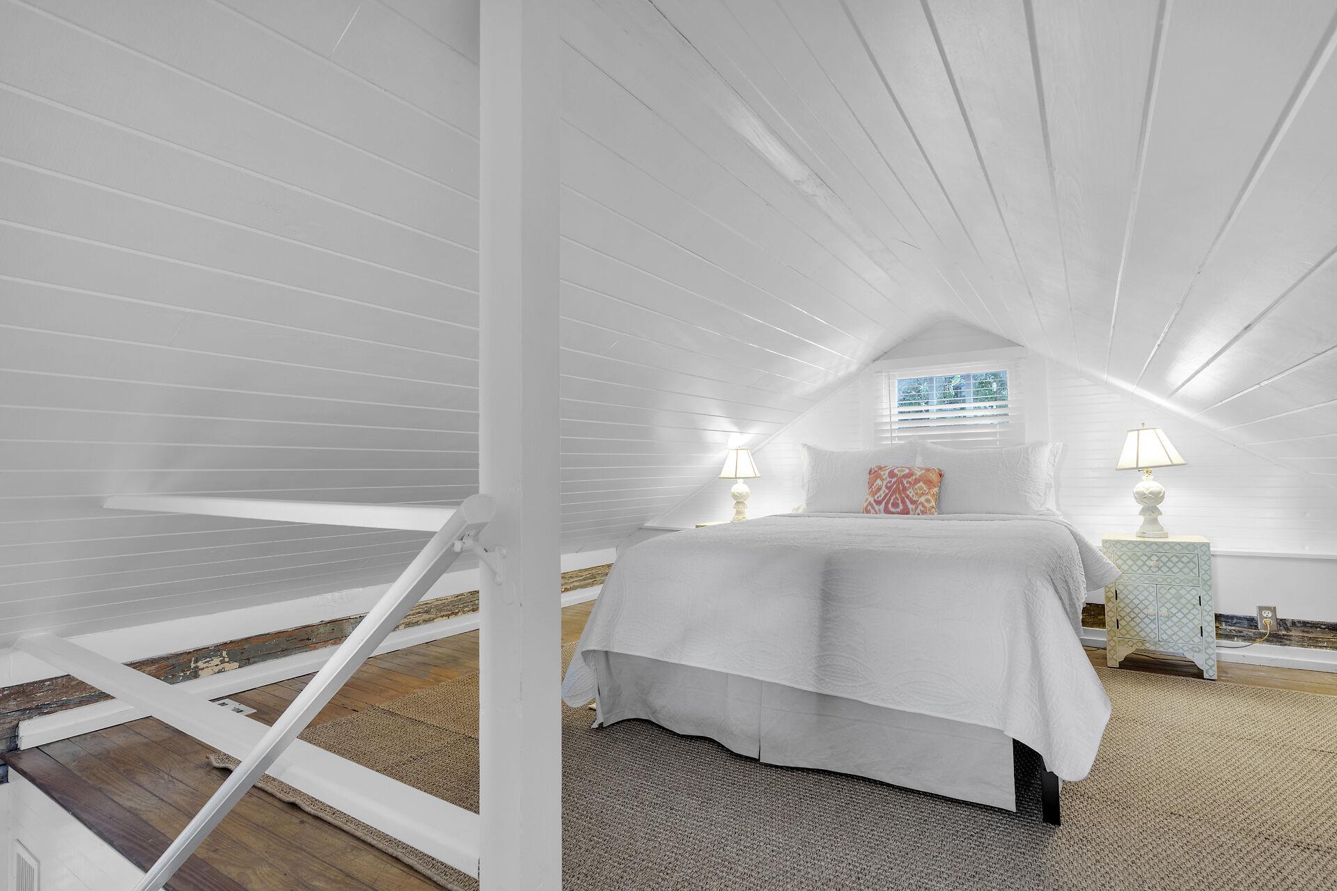 Open loft with queen bed