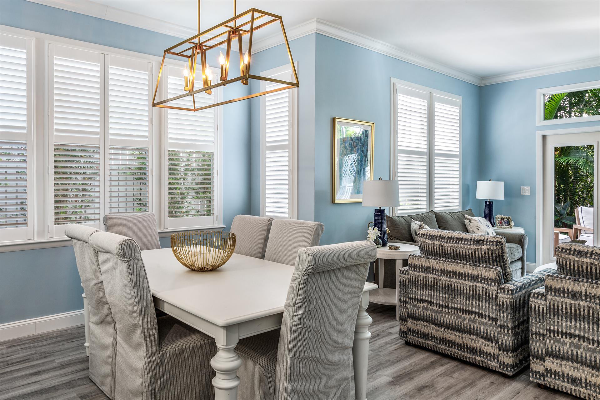 Dining room table with seating for 6.