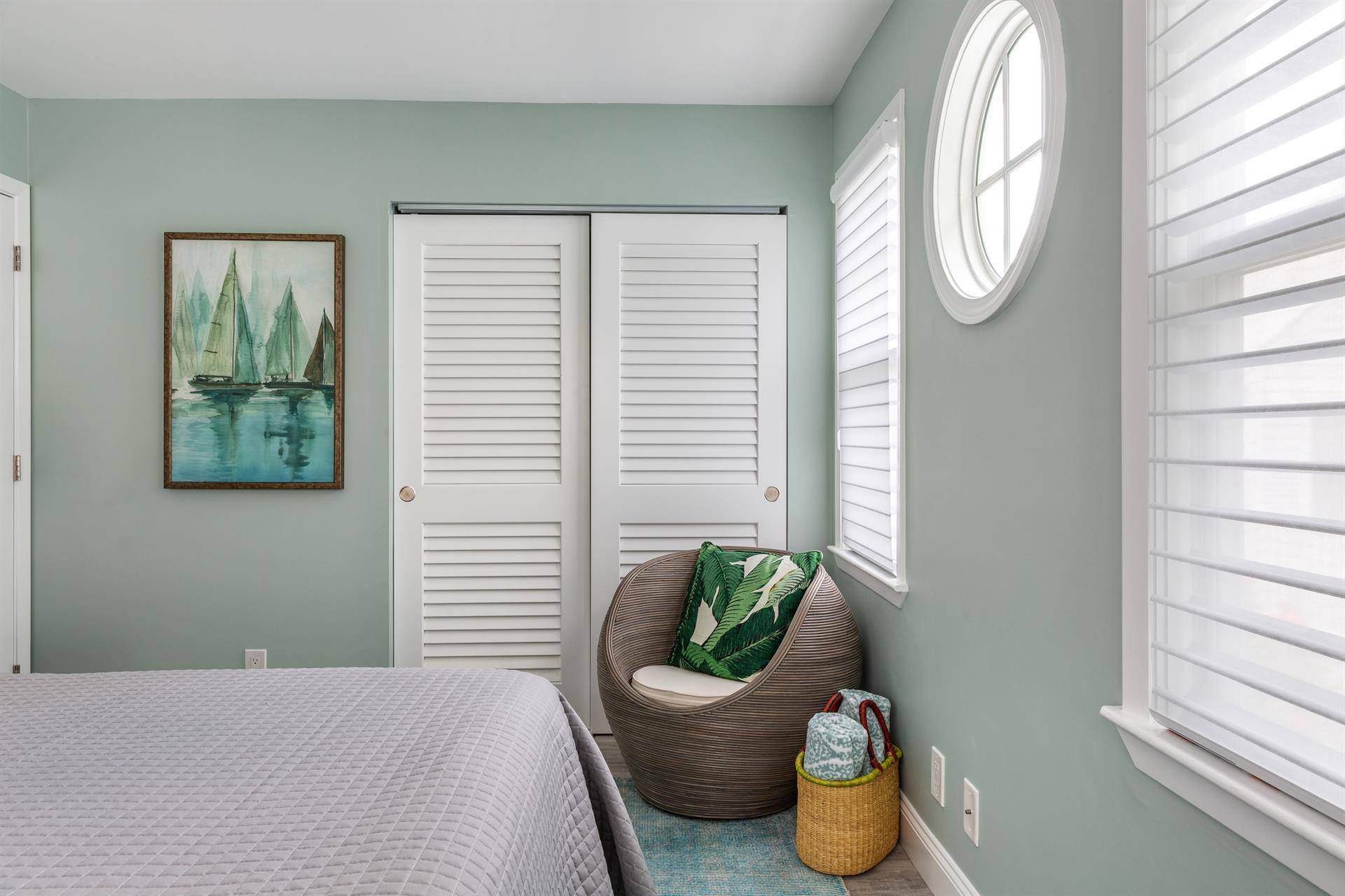 Unpack and stay awhile