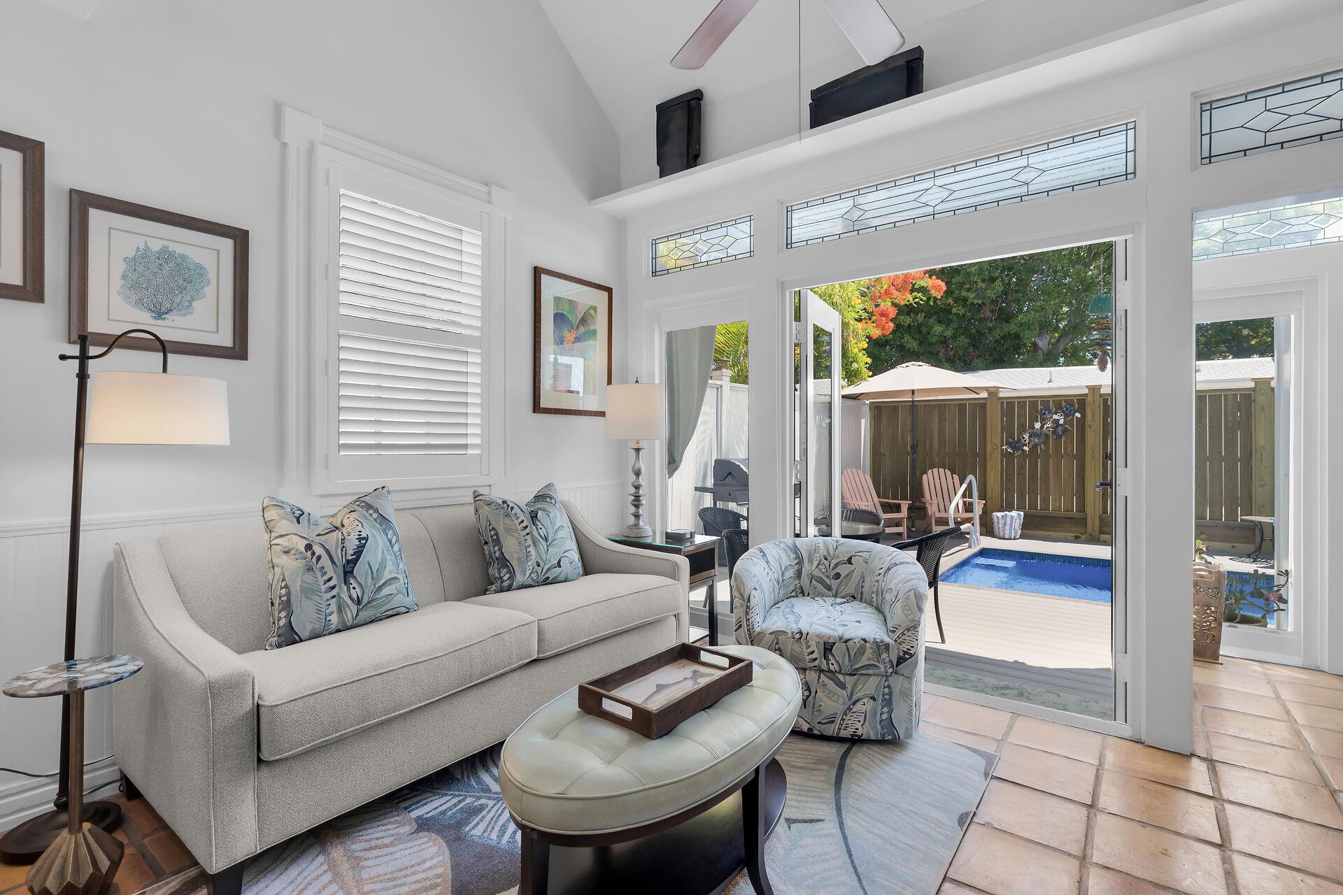 Indooroutdoor life in Key West