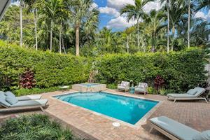 Salt water pool heated or chilled seasonally