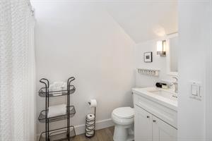 Upscale touches all around