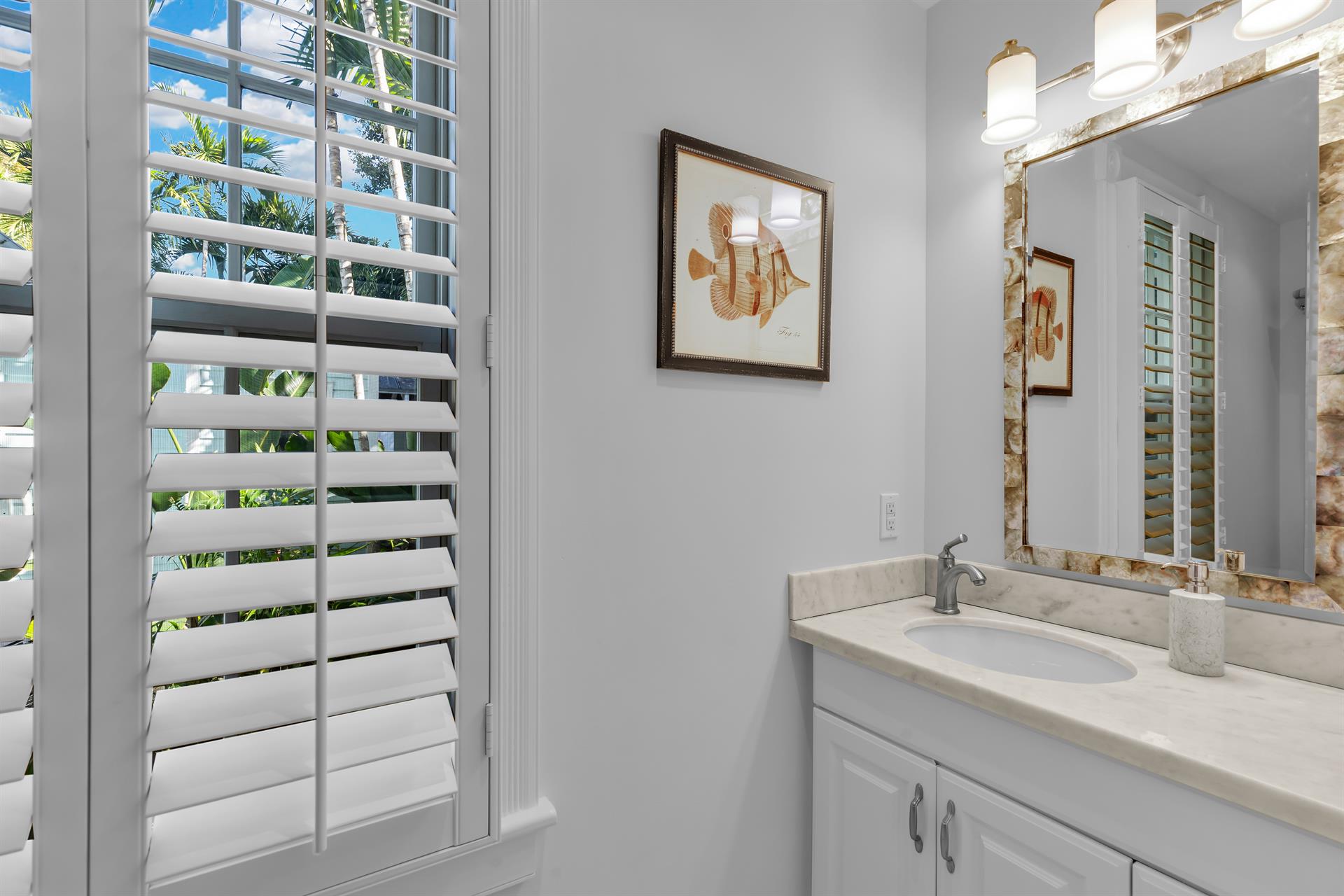 Gorgeous ensuite bath