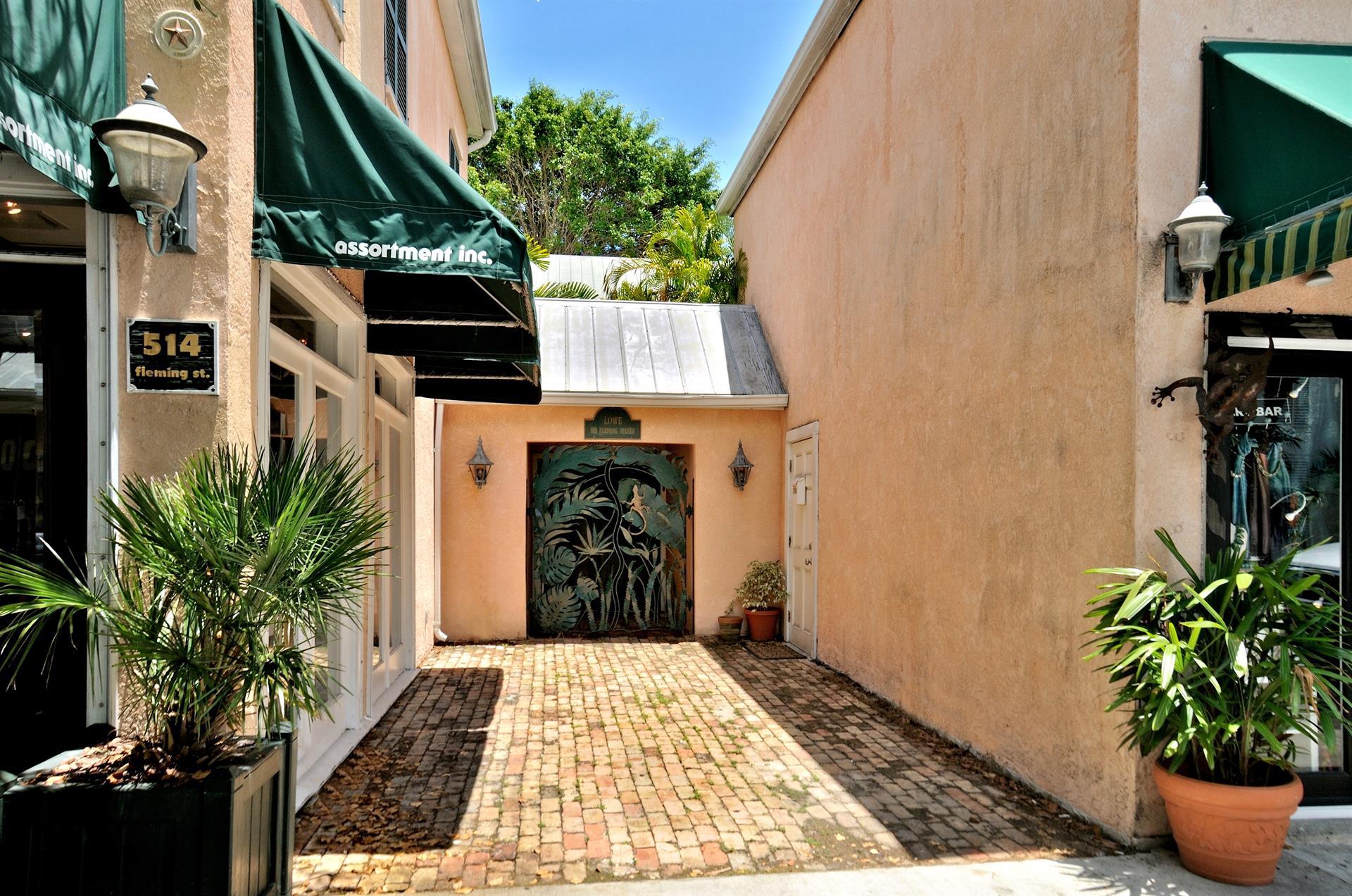 Off street parking for one vehicle on Fleming St.