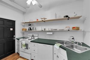 Kitchen has everything you need for meal or snack prep.