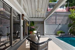 The outdoor area is shared by guests in the duplex only.