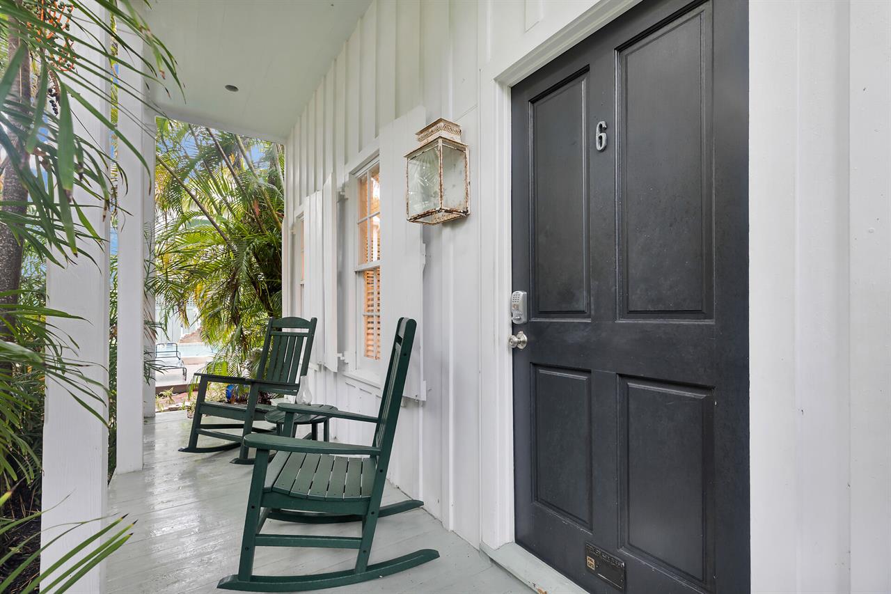 Welcome to Jacaranda Cottage
