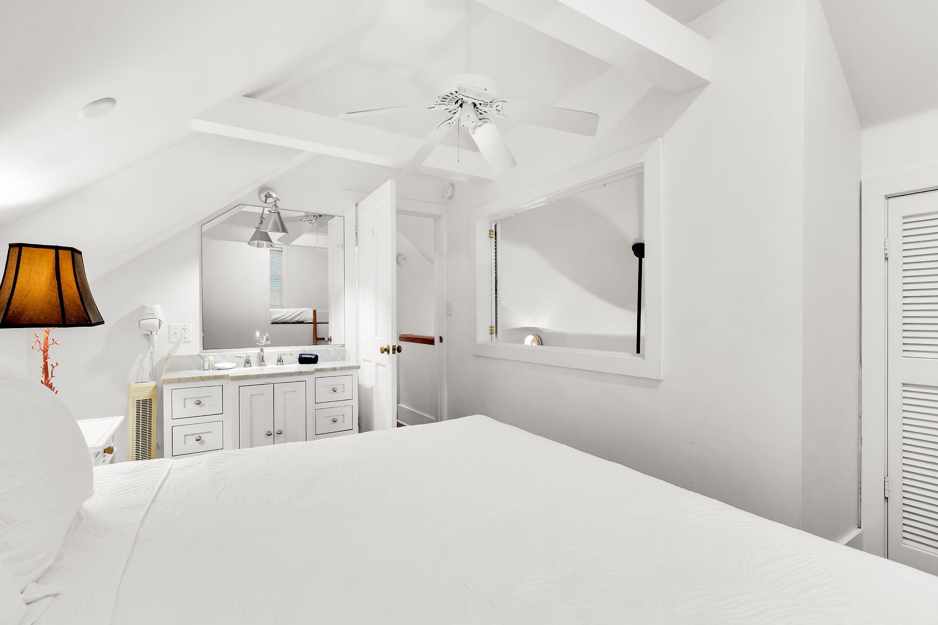 Second king bedroom with views of first floor.
