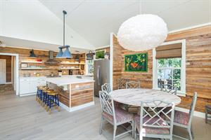 Family can sit here while you make dinner they can clean up.