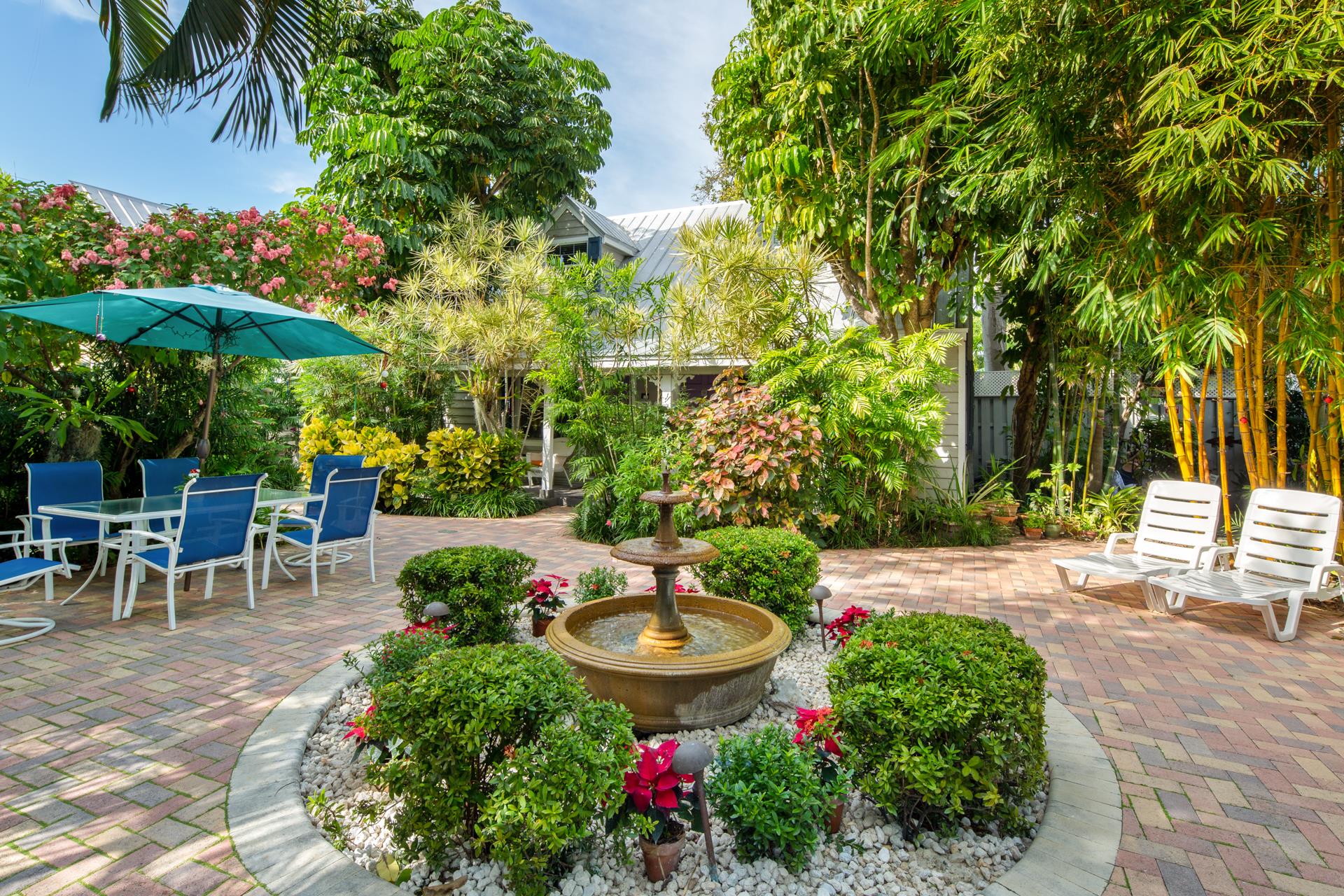 This complex is so lush and beautiful