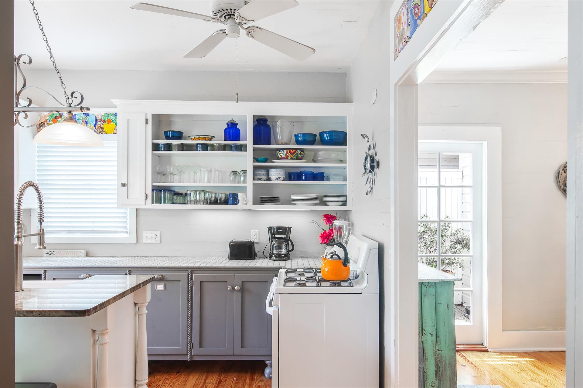 Open shelving for easy access to plates and bowls
