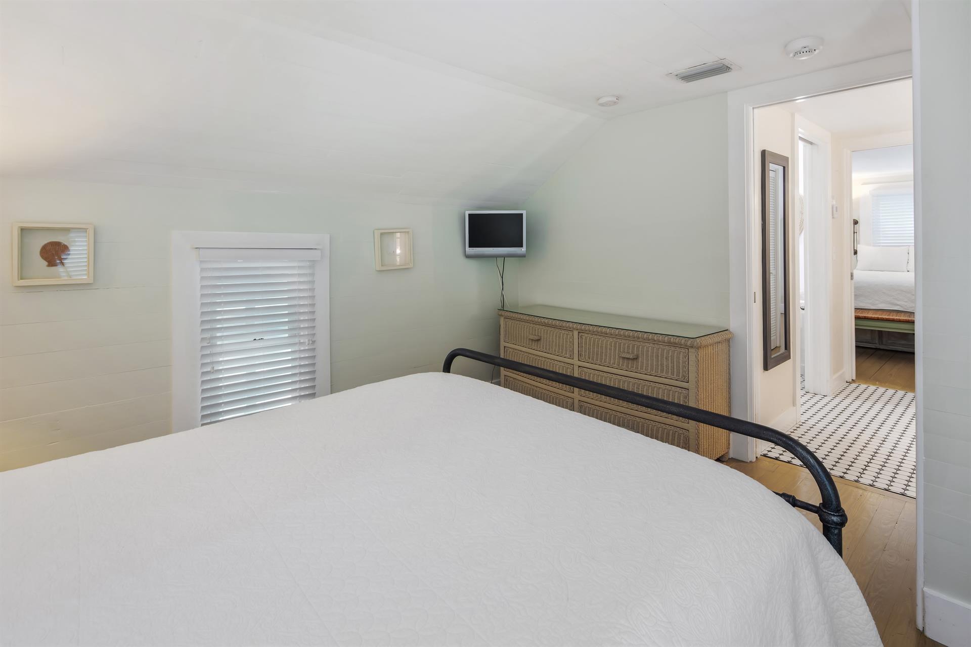 Bedrooms offer cable TV and dresser