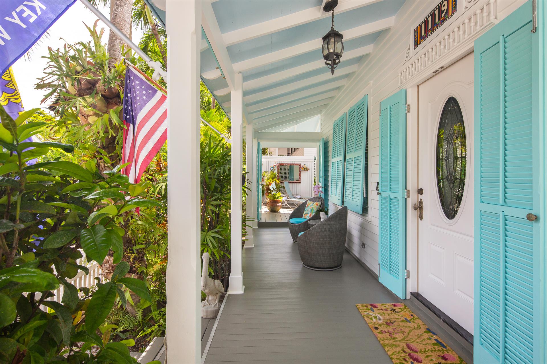 Great front porch for relaxing