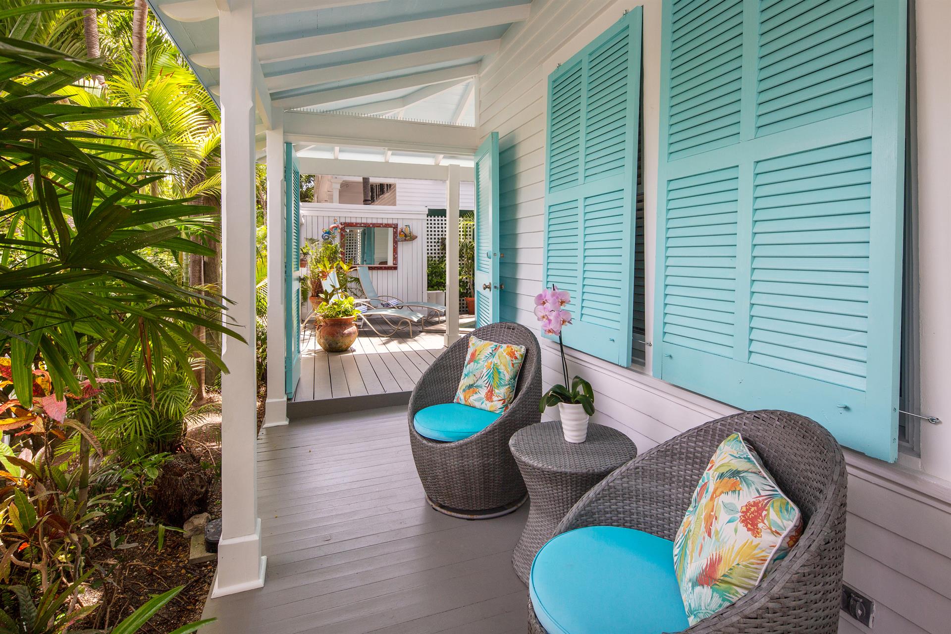 Great spot for your favorite beverage