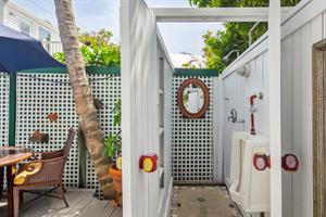 Unique outdoor shower