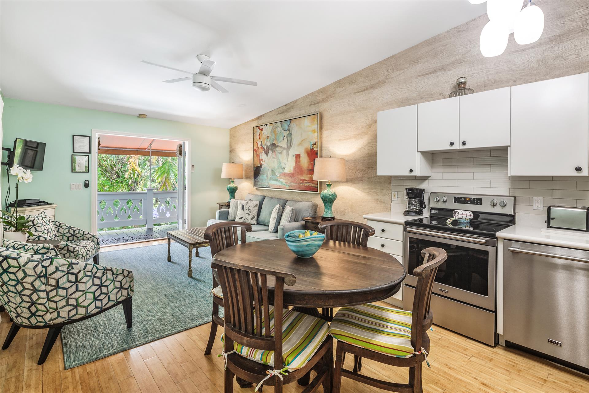 Kitchen has everything you need for meal or snack prep