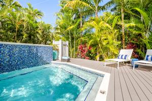 Refresh in the dip pool with water feature.