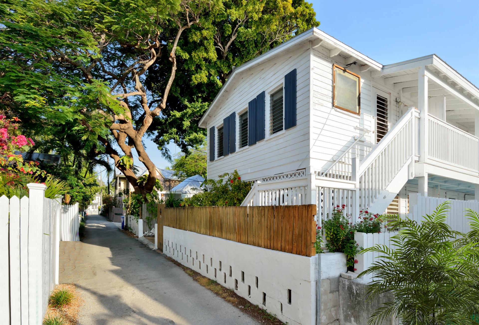 Located on a tiny historic Old Town lane, Key West perfect