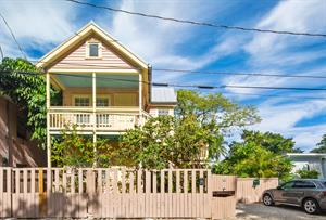 Poinciana Garden is 2 blocks to all of the Duval St fun