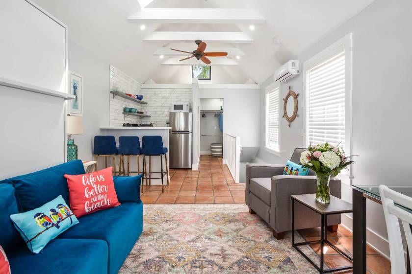Francie's Place - Monthly Rental