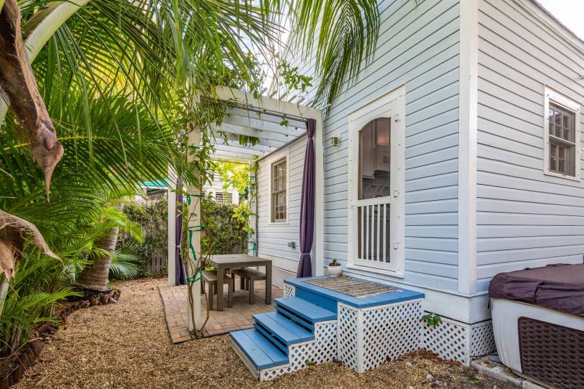 Galveston Getaway pergola
