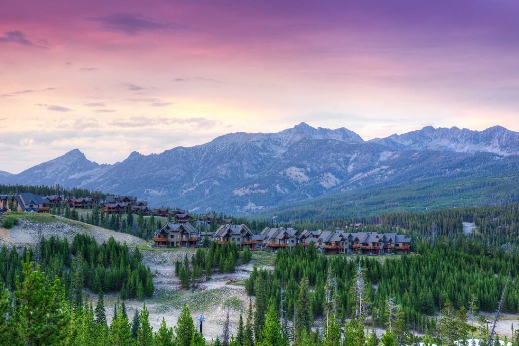 a sunset looking at Saddle Ridge in Moonlight Basin