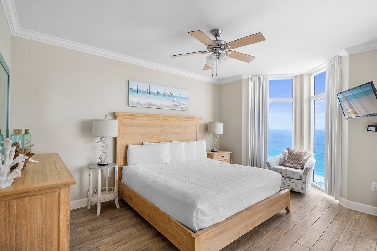 Primary Bedroom with King Bed