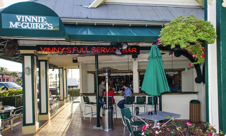 vinnys