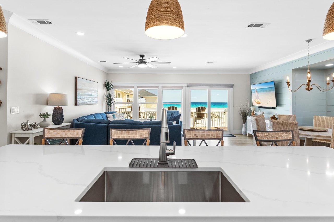 Kitchen with a Gorgeous View