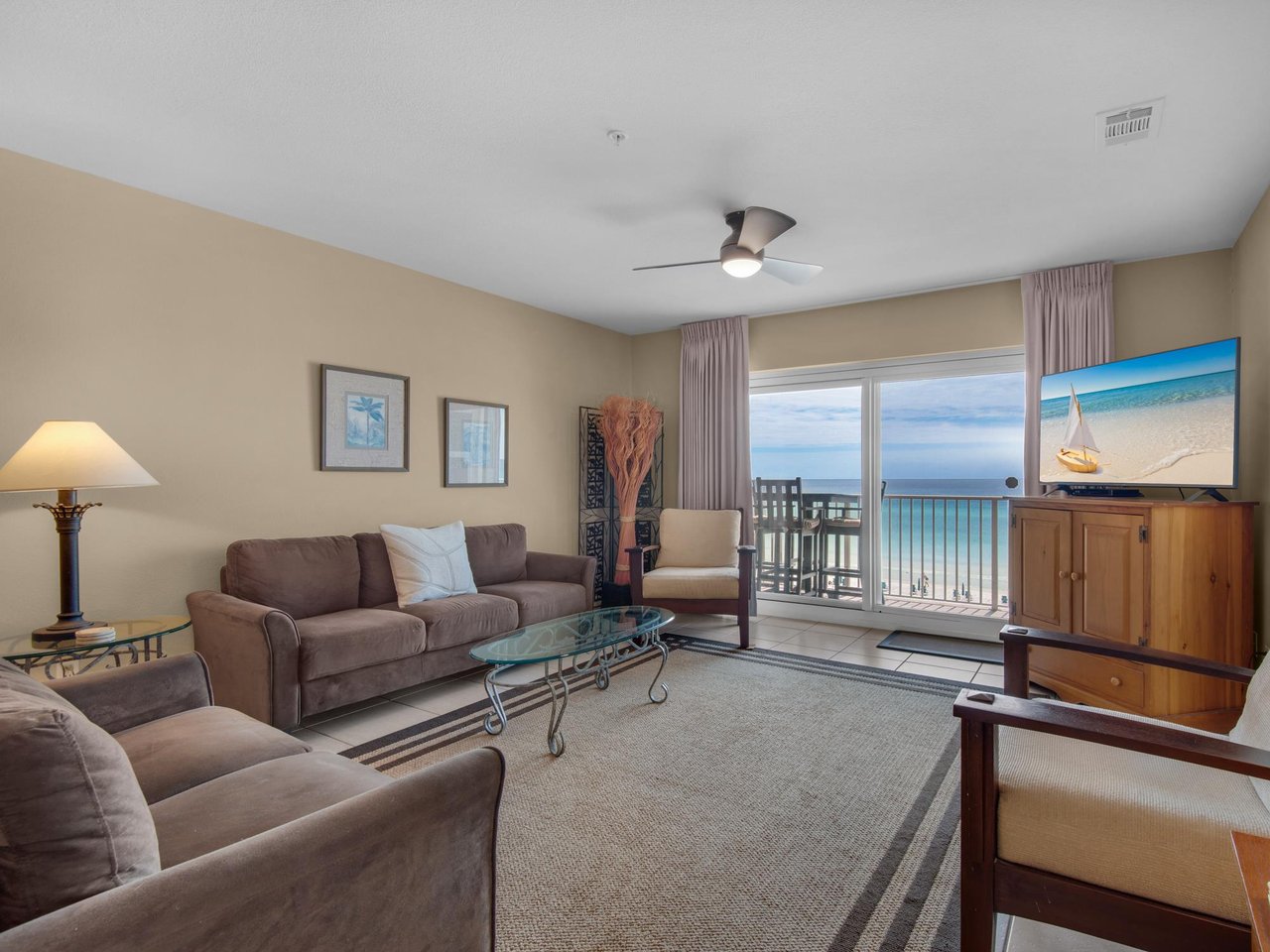 Welcome to Emerald Dunes 302