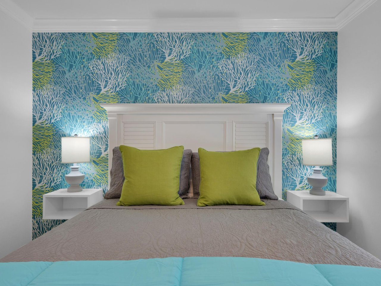 Guest Bedroom with Queen Bed