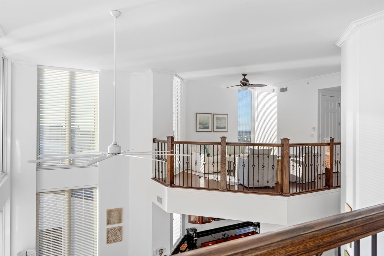 2nd Floor Living Area