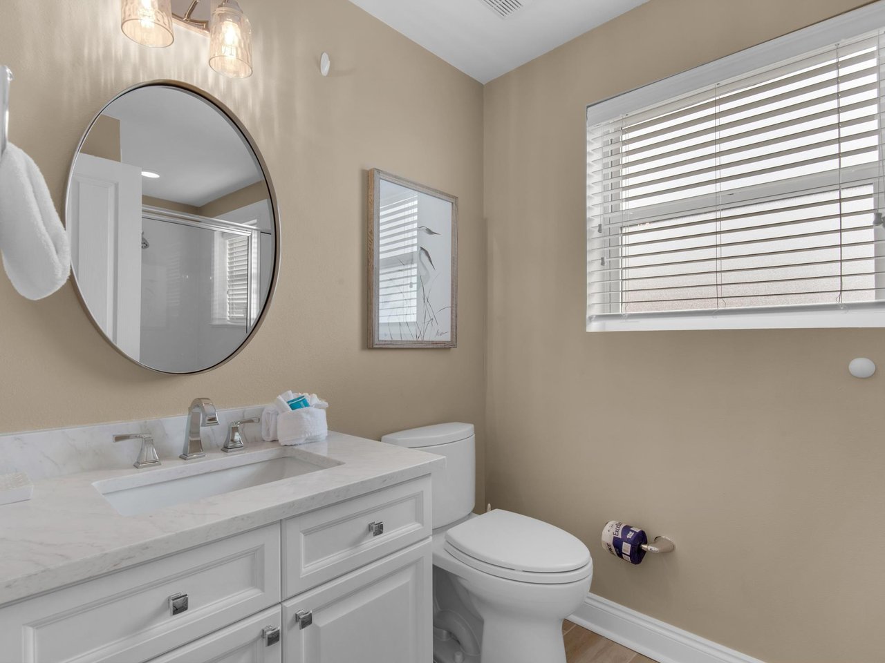 Guest Bathroom 3
