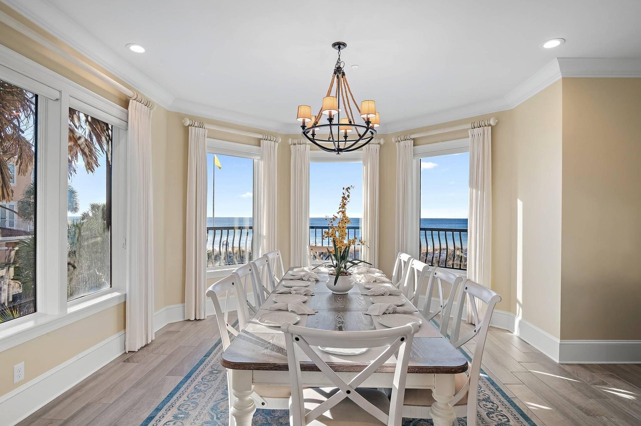 Enjoy the View at your Dining Table