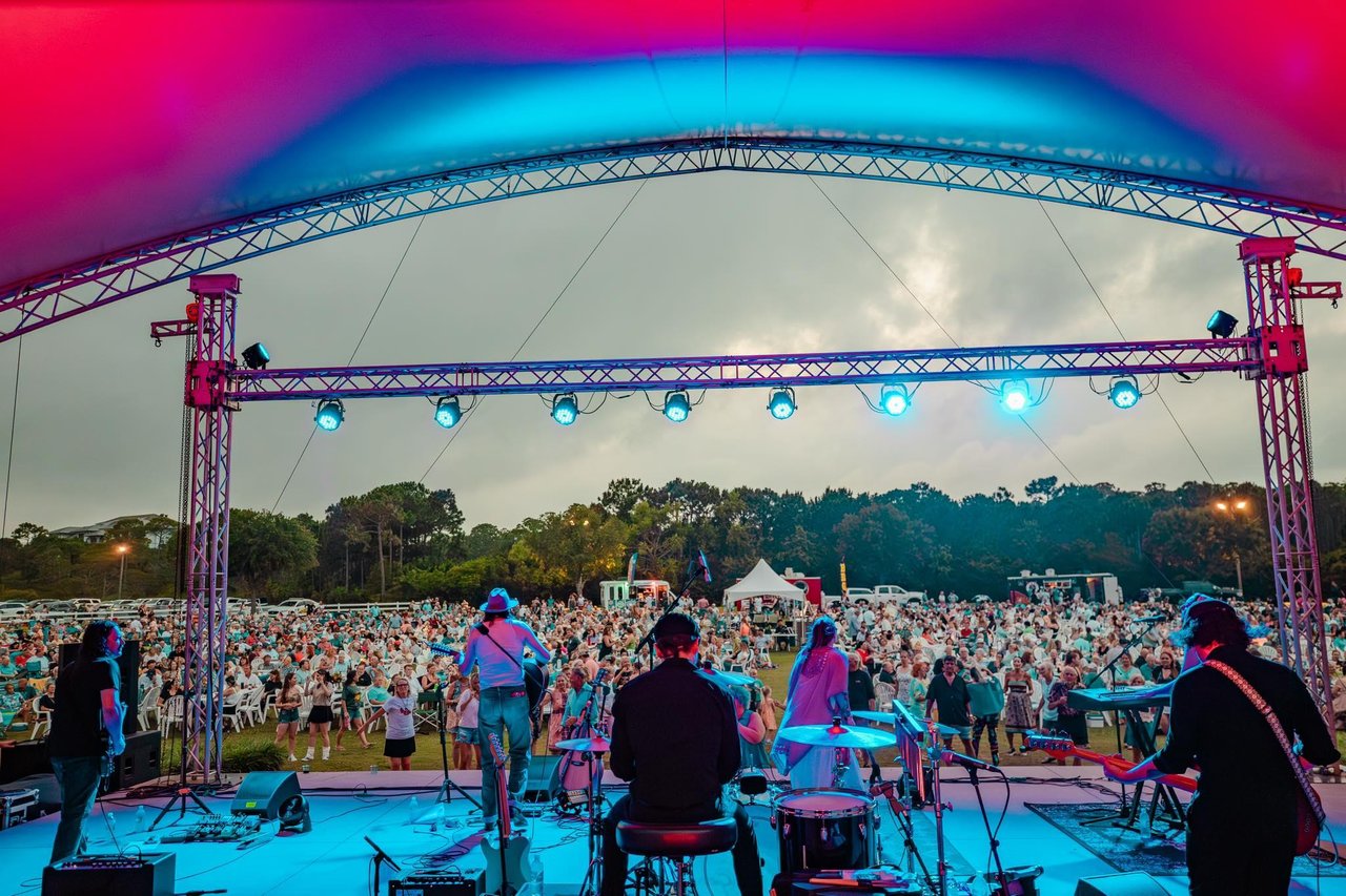2119157 A Group Of People On A Stage